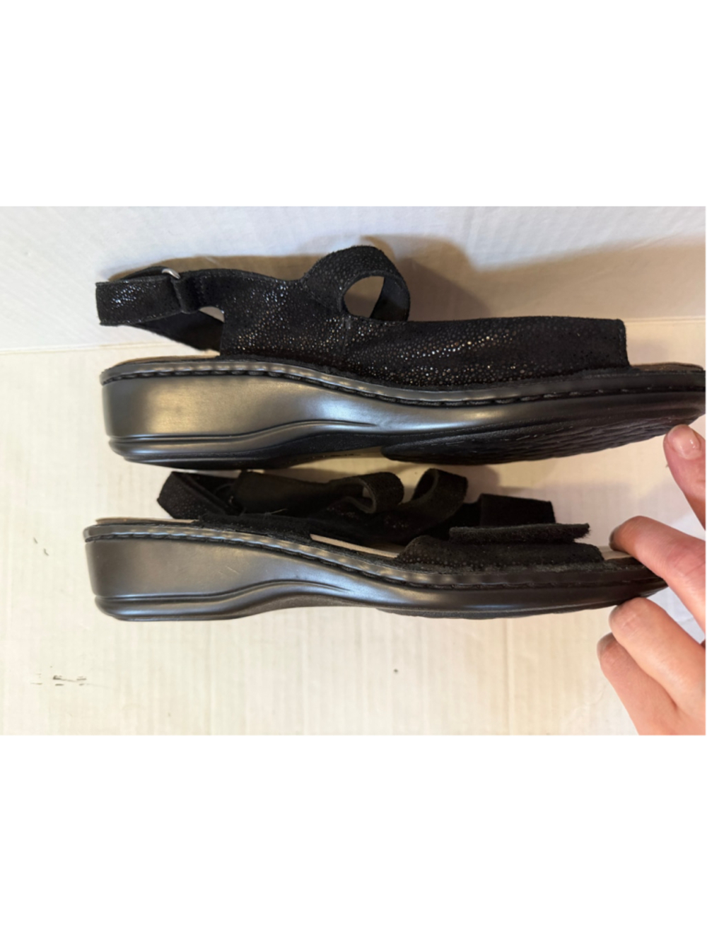 Aravon Black Glitter Mary Jane Slingback Comfort Heels Women’s US 9 Wide - Picture 5 of 9